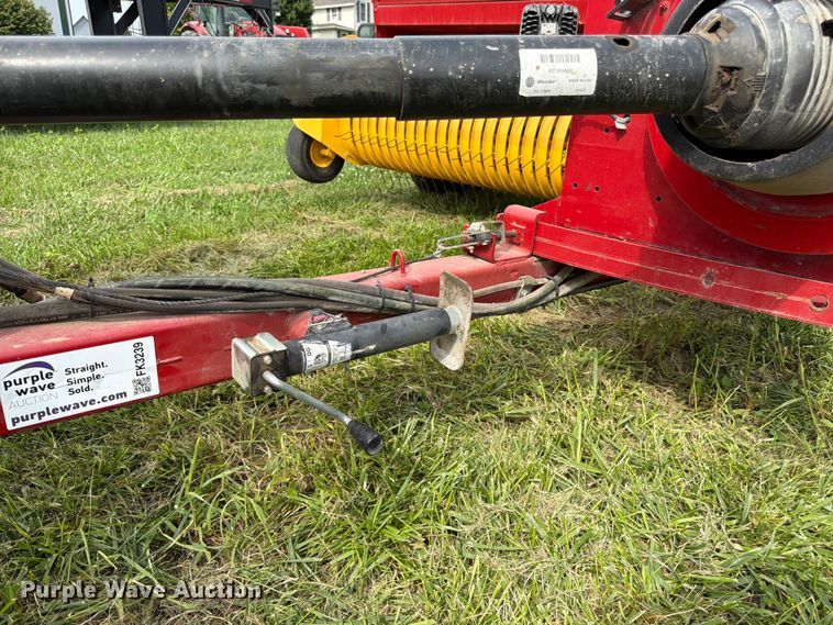 image for item FK3239 2021 New Holland BC5070 small square baler