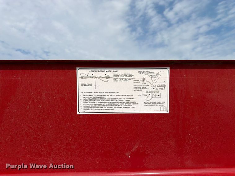 image for item FK3239 2021 New Holland BC5070 small square baler