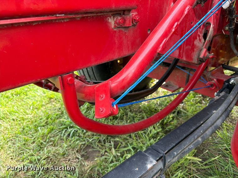 image for item FK3239 2021 New Holland BC5070 small square baler