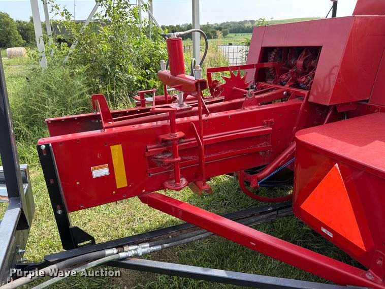 image for item FK3239 2021 New Holland BC5070 small square baler