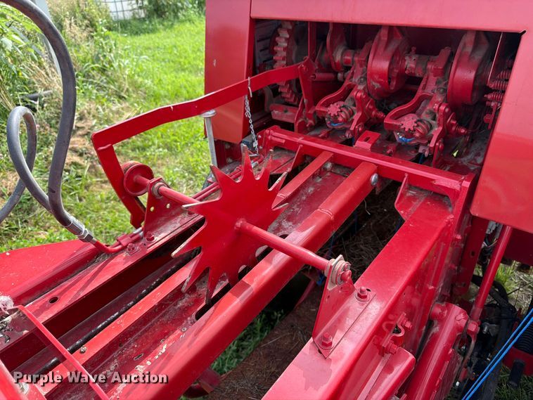 image for item FK3239 2021 New Holland BC5070 small square baler