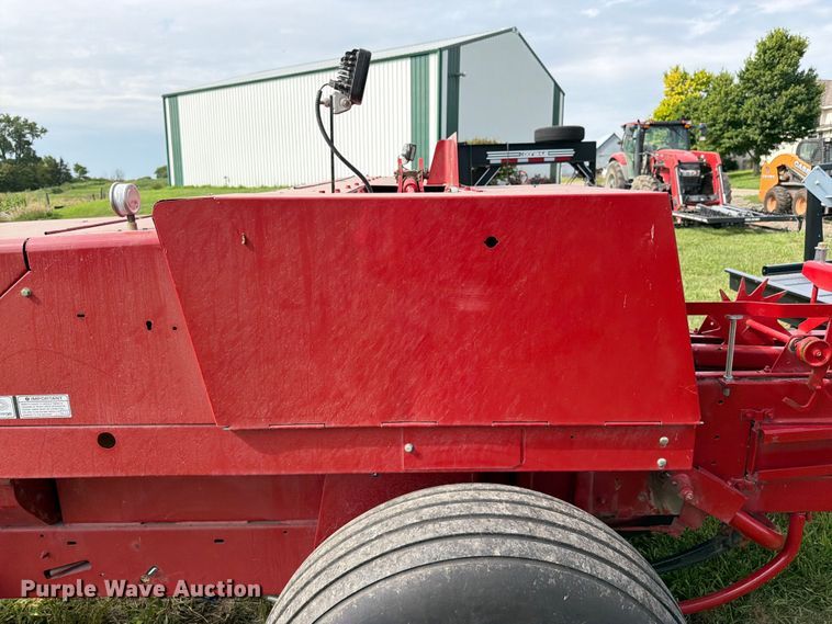 image for item FK3239 2021 New Holland BC5070 small square baler