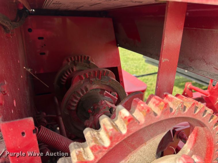 image for item FK3239 2021 New Holland BC5070 small square baler