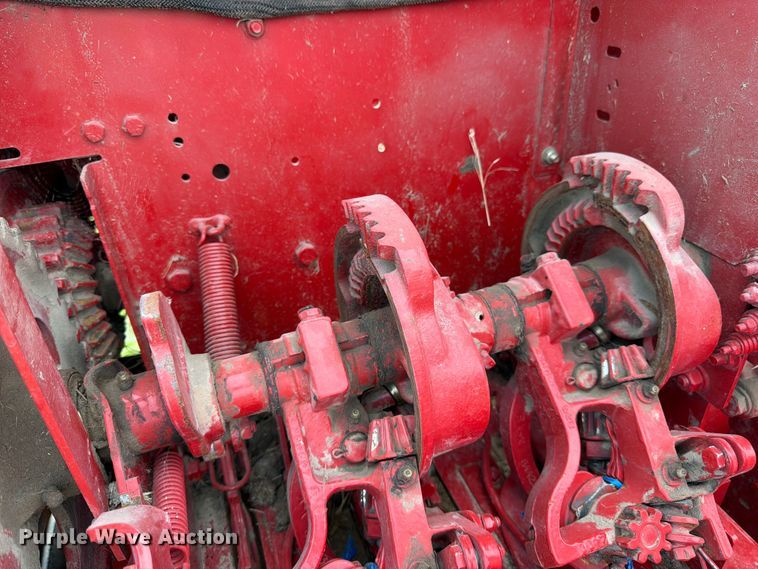 image for item FK3239 2021 New Holland BC5070 small square baler