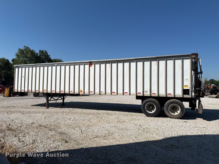 image for item FK4062 2004 Trail King  LD2-4690-54 walking floor trailer