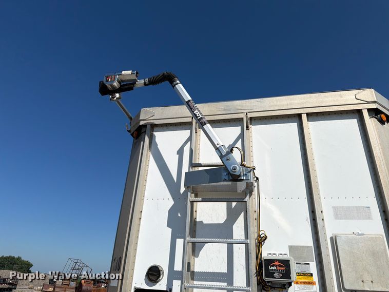 image for item FK4062 2004 Trail King  LD2-4690-54 walking floor trailer