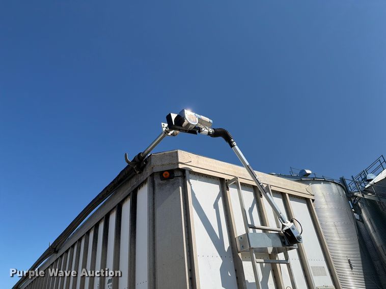 image for item FK4062 2004 Trail King  LD2-4690-54 walking floor trailer