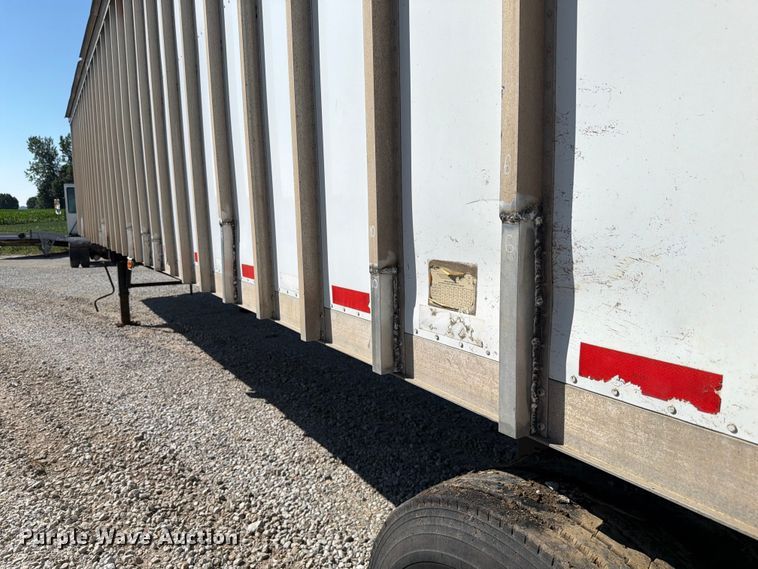 image for item FK4062 2004 Trail King  LD2-4690-54 walking floor trailer