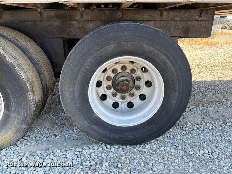 image for item FK4062 2004 Trail King  LD2-4690-54 walking floor trailer