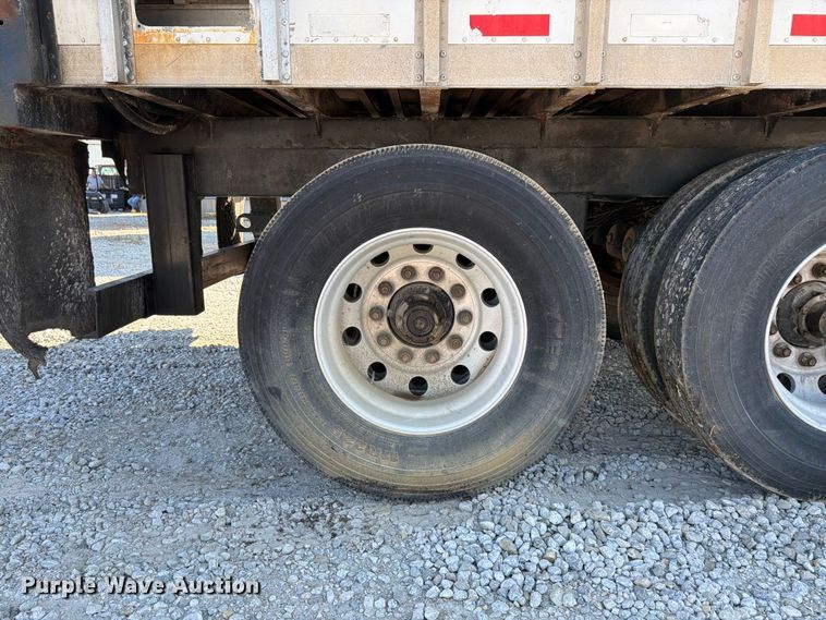 image for item FK4062 2004 Trail King  LD2-4690-54 walking floor trailer