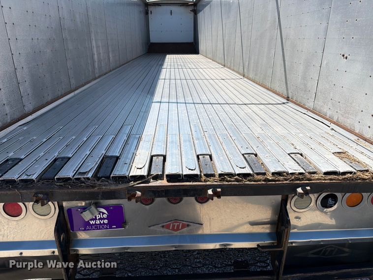 image for item FK4064 2002 Innovative trailers SRS-45 walking floor trailer