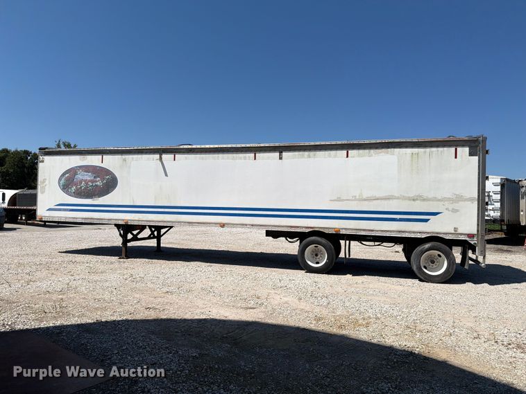 image for item FK4065 2001 Wilkins OK2HA23YYCFSBR walking floor trailer