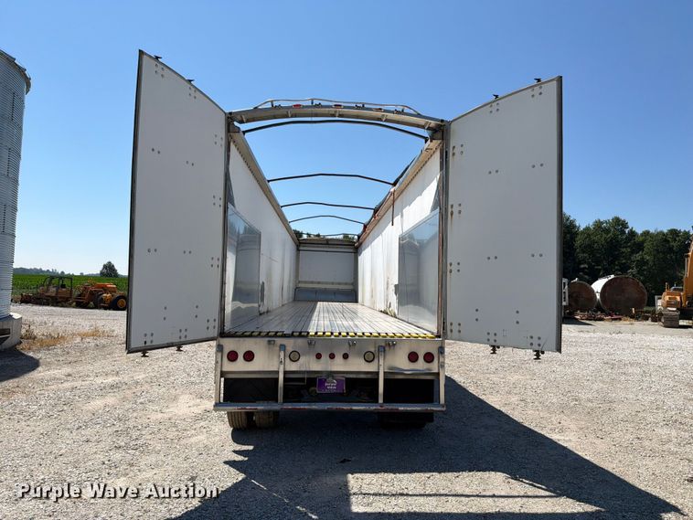 image for item FK4065 2001 Wilkins OK2HA23YYCFSBR walking floor trailer