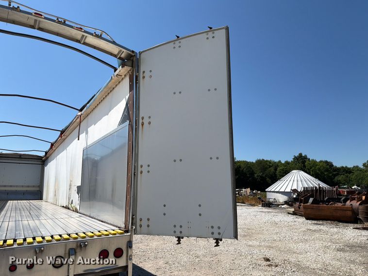image for item FK4065 2001 Wilkins OK2HA23YYCFSBR walking floor trailer