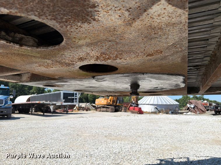 image for item FK4065 2001 Wilkins OK2HA23YYCFSBR walking floor trailer