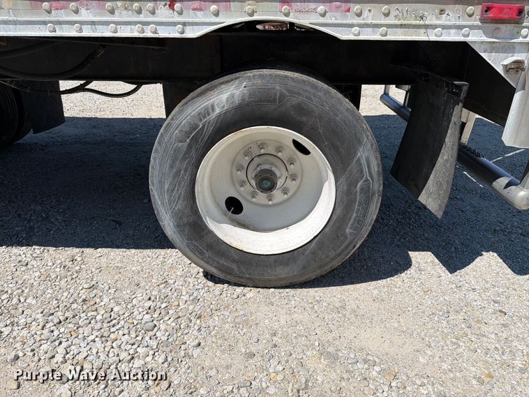 image for item FK4065 2001 Wilkins OK2HA23YYCFSBR walking floor trailer