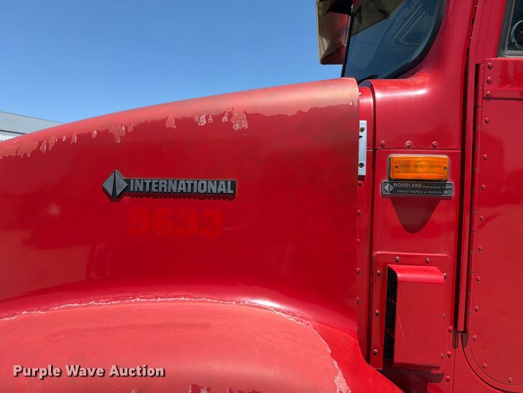 image for item FK4068 1996 International 9200 semi truck