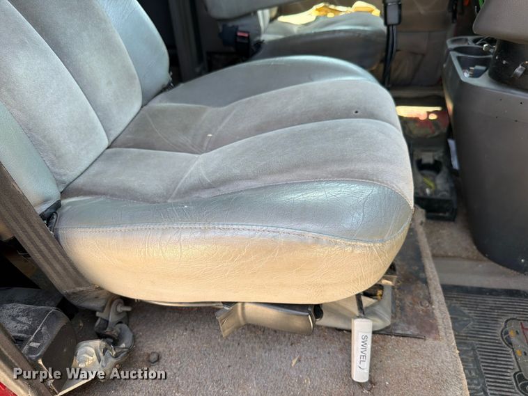 image for item FK4068 1996 International 9200 semi truck