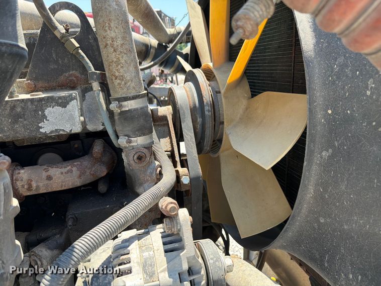 image for item FK4068 1996 International 9200 semi truck
