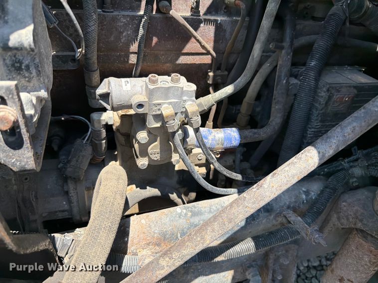 image for item FK4068 1996 International 9200 semi truck