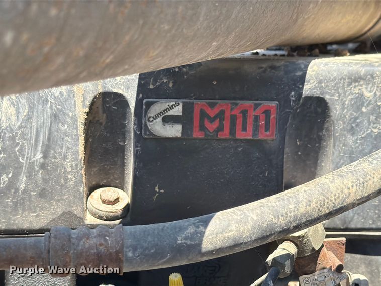 image for item FK4068 1996 International 9200 semi truck