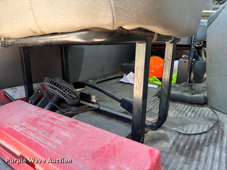 image for item FK4069 2007 Freightliner Columbia semi truck