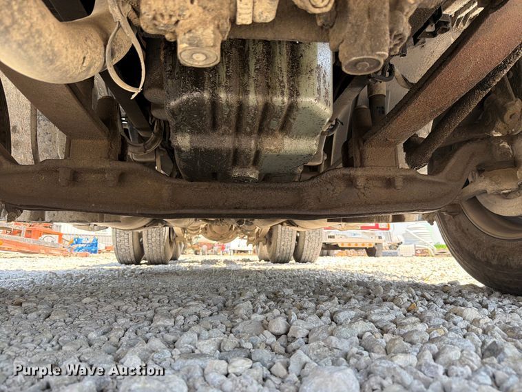 image for item FK4069 2007 Freightliner Columbia semi truck