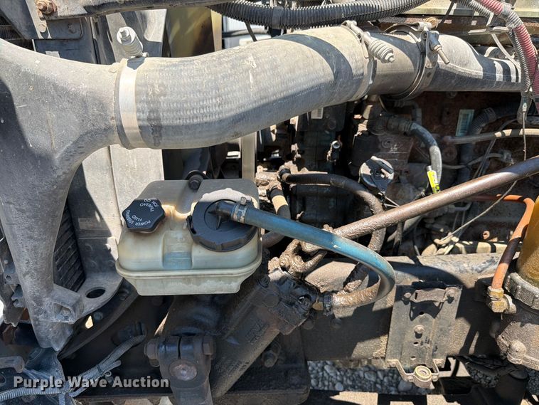 image for item FK4069 2007 Freightliner Columbia semi truck