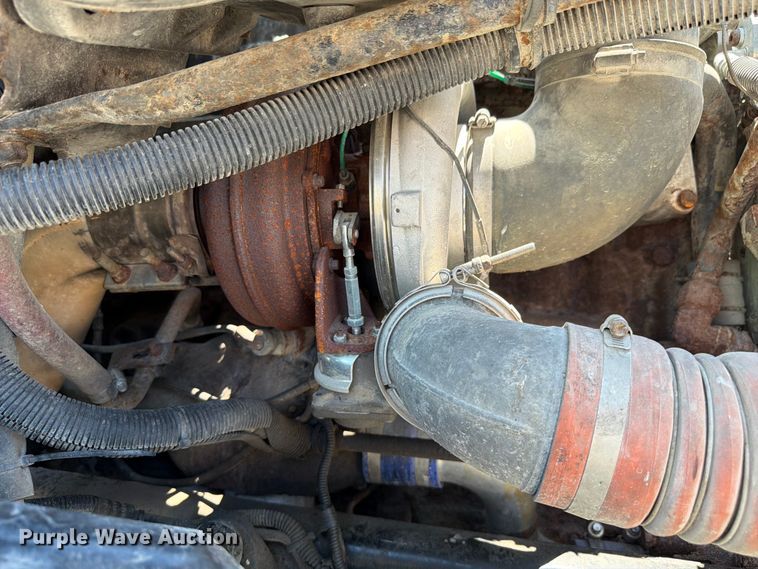 image for item FK4069 2007 Freightliner Columbia semi truck
