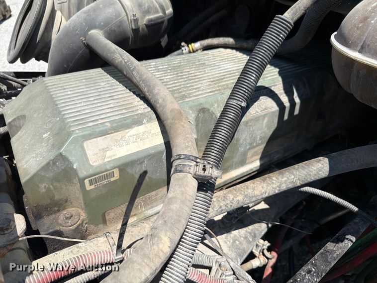 image for item FK4069 2007 Freightliner Columbia semi truck