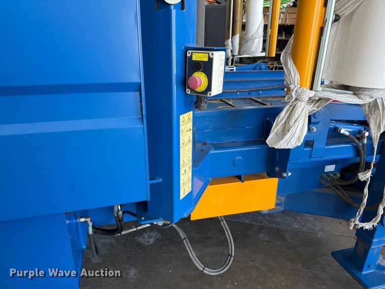 image for item FK4070 2020 Goweil LT-Master silage baler