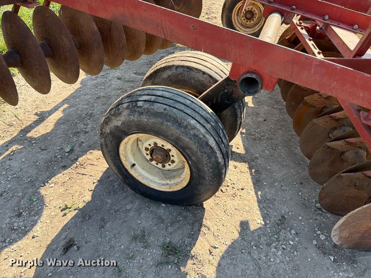 image for item FK4075 International 470 tandem disk
