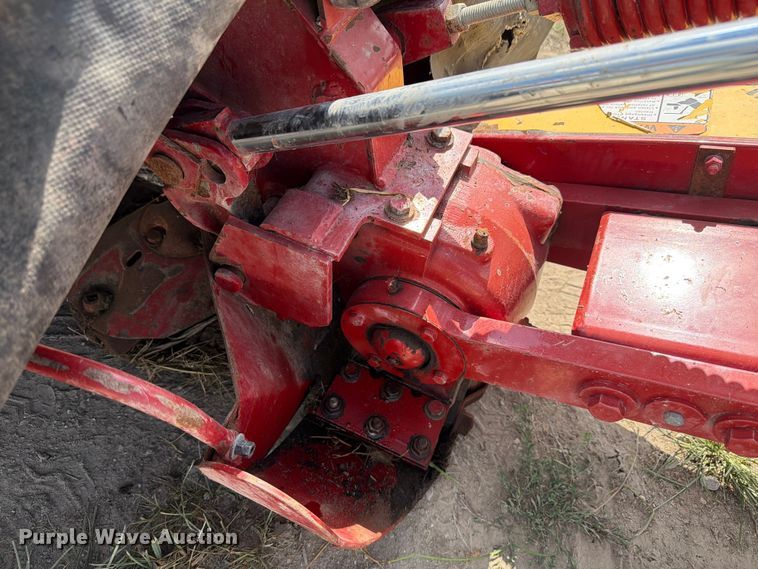 image for item FK4077 2010 New Holland H6750 disc mower