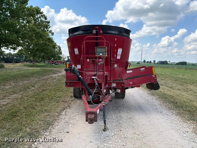 image for item FK4079 Schumer 4020M feed mixer