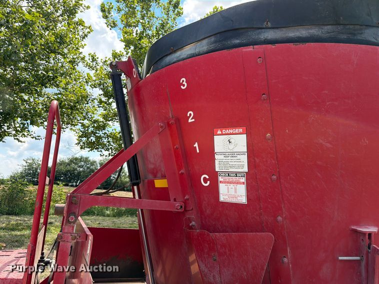 image for item FK4079 Schumer 4020M feed mixer