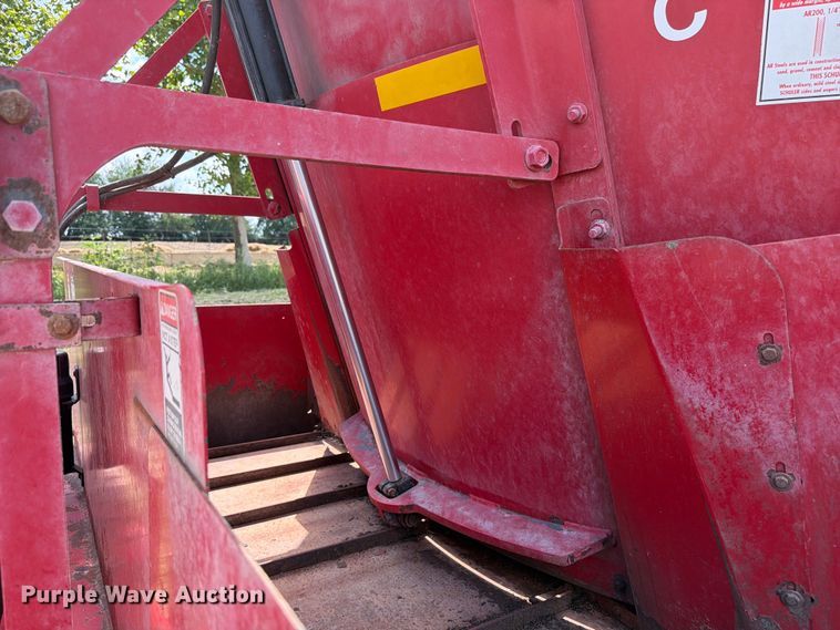 image for item FK4079 Schumer 4020M feed mixer