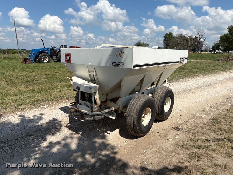 image for item FK4080 Willmar 600 spreader