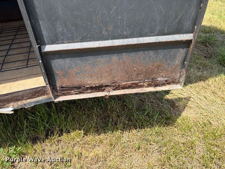 image for item FK4082 2010 Triple B & J Trailers livestock trailer