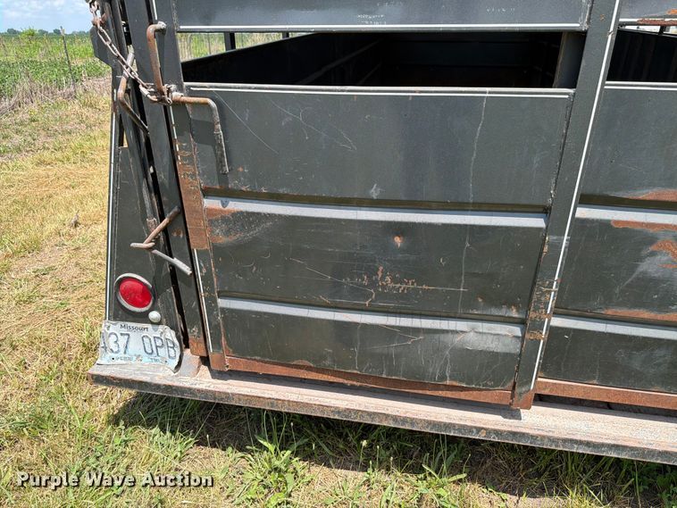 image for item FK4082 2010 Triple B & J Trailers livestock trailer