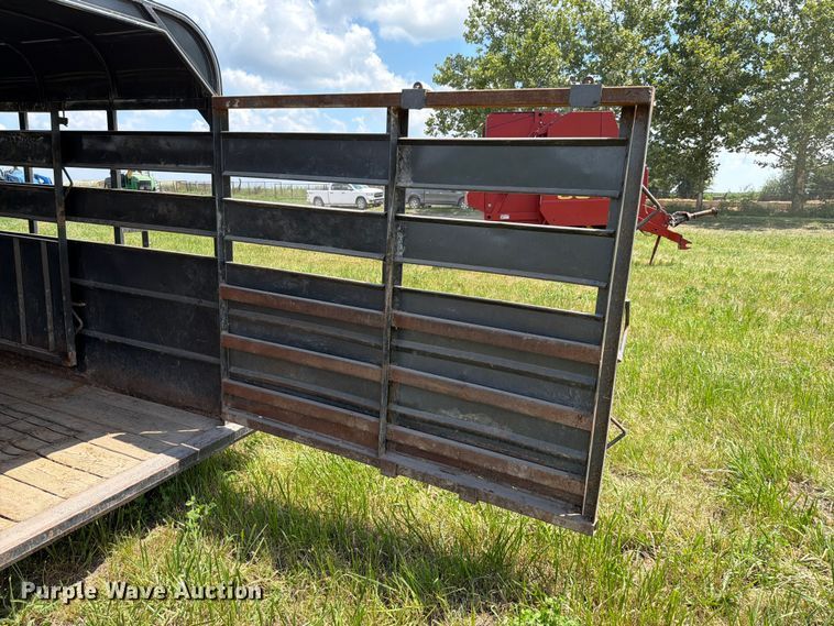 image for item FK4082 2010 Triple B & J Trailers livestock trailer