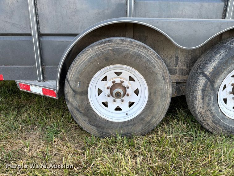 image for item FK4082 2010 Triple B & J Trailers livestock trailer