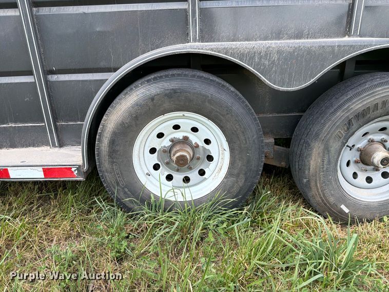 image for item FK4082 2010 Triple B & J Trailers livestock trailer