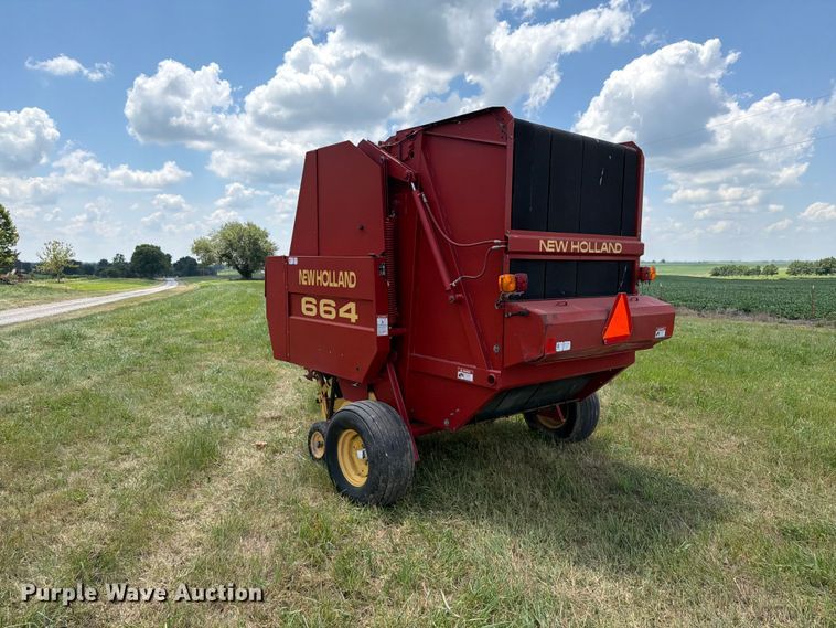 image for item FK4085 1998 New Holland 664 round baler