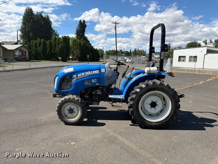 image for item FK4534 2018 New Holland Workmaster 35 MFWD tractor