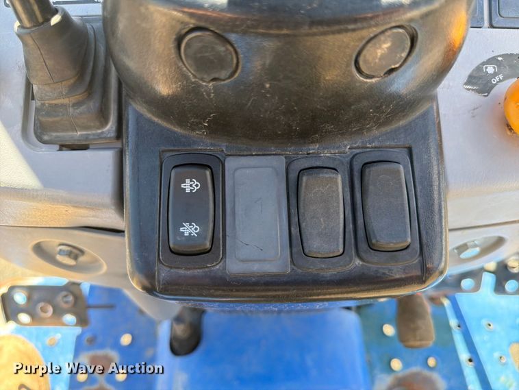 image for item FK4534 2018 New Holland Workmaster 35 MFWD tractor