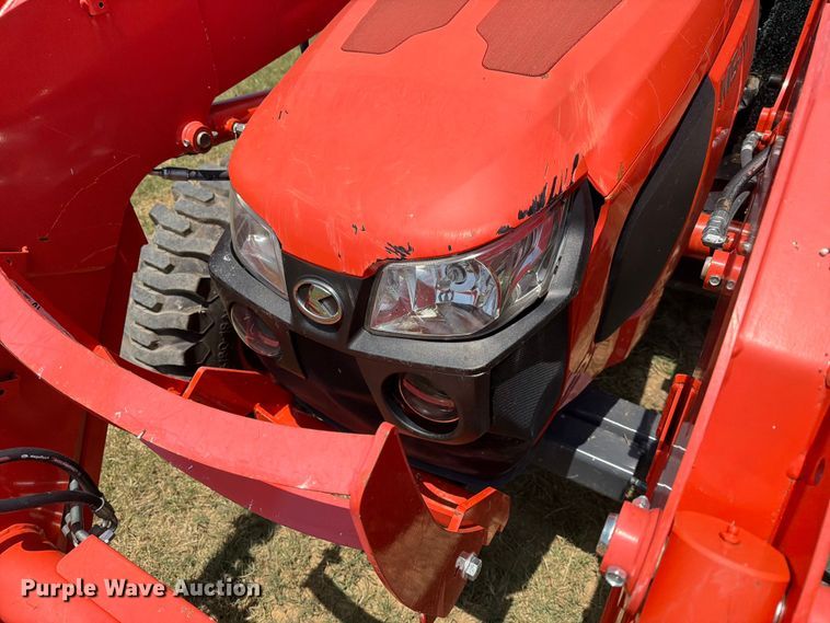 image for item FN2518 2022 Kubota M5-111D MFWD tractor