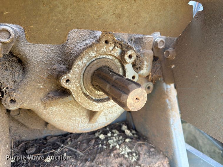 image for item FN2518 2022 Kubota M5-111D MFWD tractor