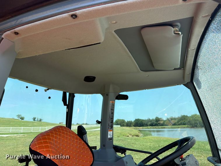 image for item FN2518 2022 Kubota M5-111D MFWD tractor