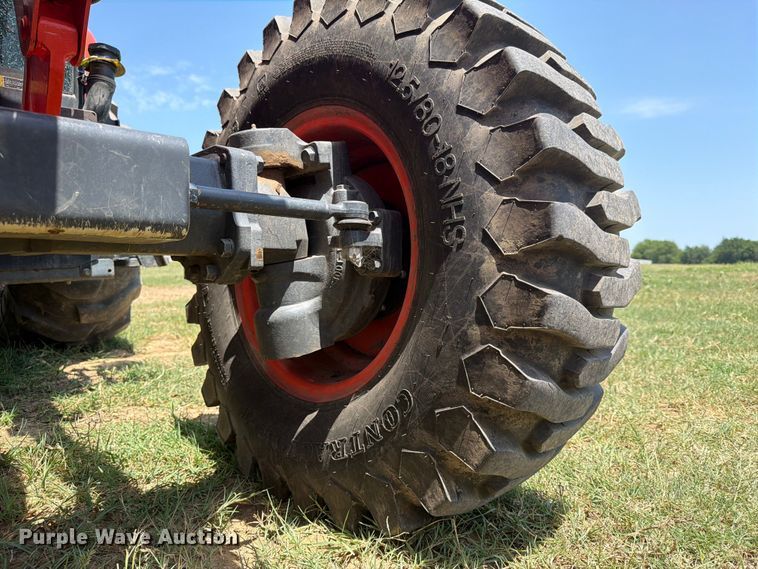 image for item FN2518 2022 Kubota M5-111D MFWD tractor