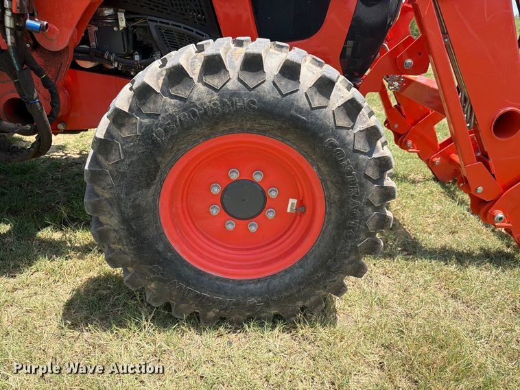 image for item FN2518 2022 Kubota M5-111D MFWD tractor